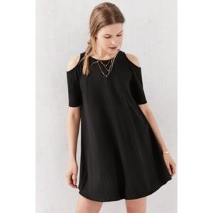 🚫SOLD🚫 silence + noise cold shoulder frock dress